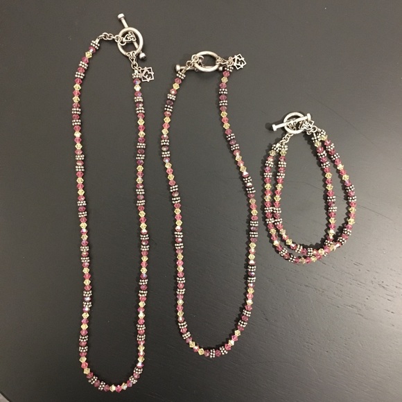 - - *Set of 2* Elyse Ryan Pink Crystal Jewelry - Picture 3 of 4